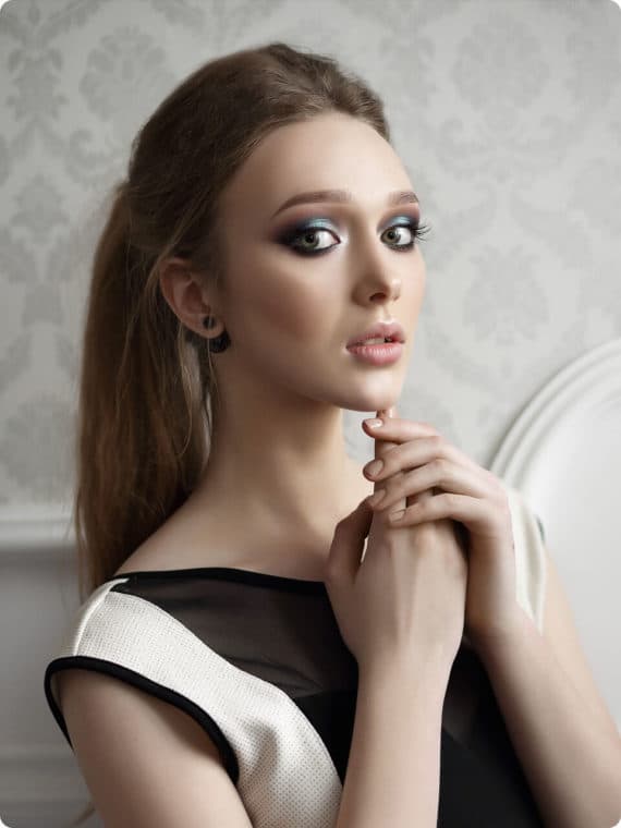 gromovstudio-01-portrait-story-spb-ulia-v-3